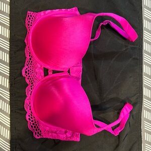 La Senza Bra, Size 32DD